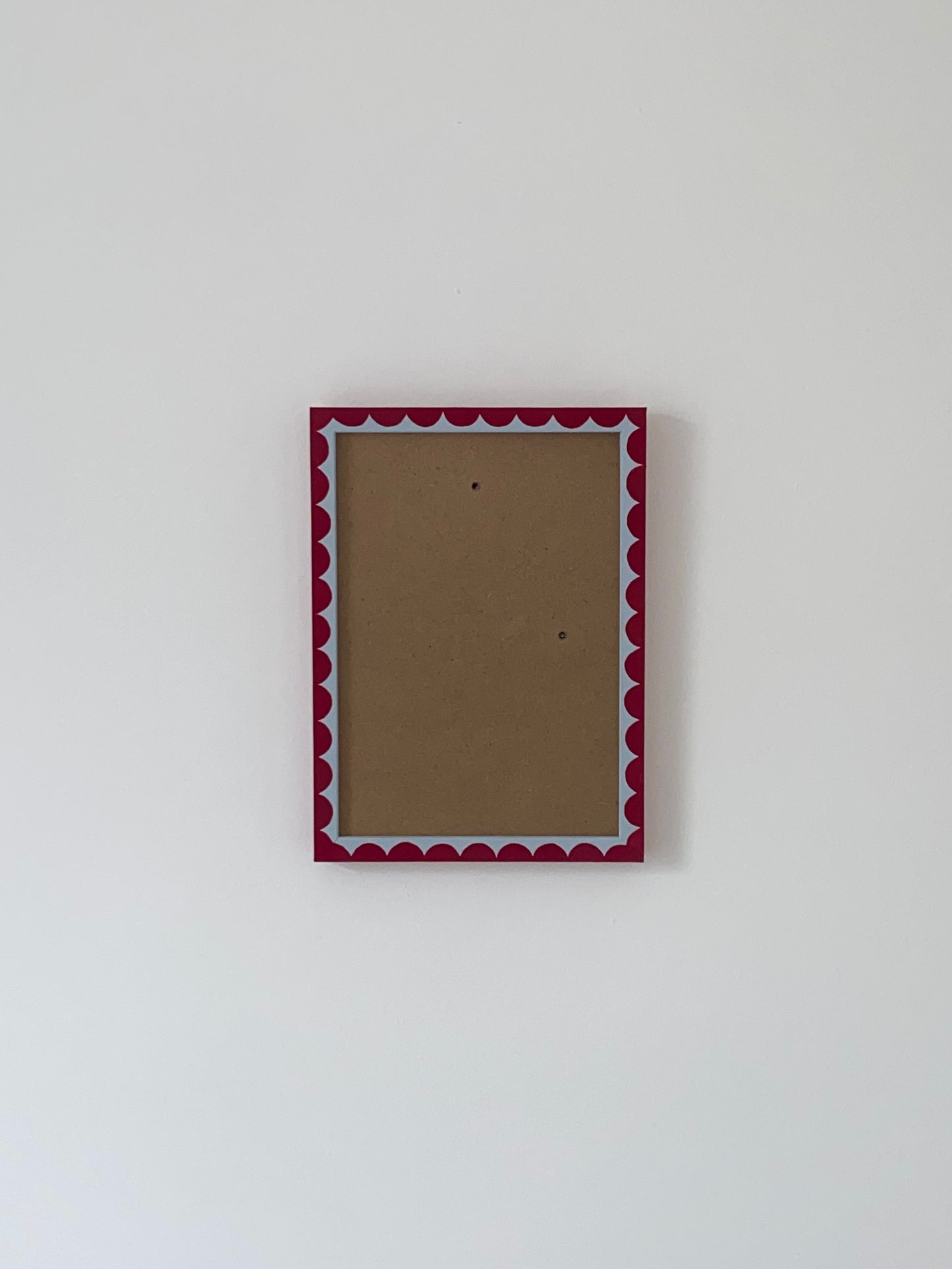 Red and Blue scallop frame